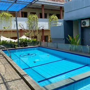 rabasta-resort-kuta.ubudhotelsnow.com/